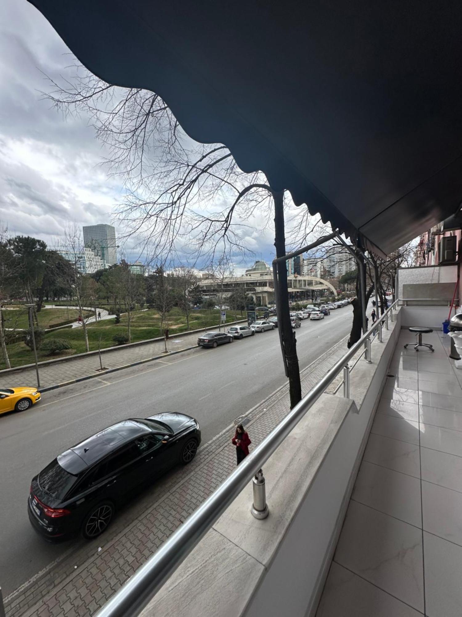 Park View Central Apartment Tiranë Ngoại thất bức ảnh