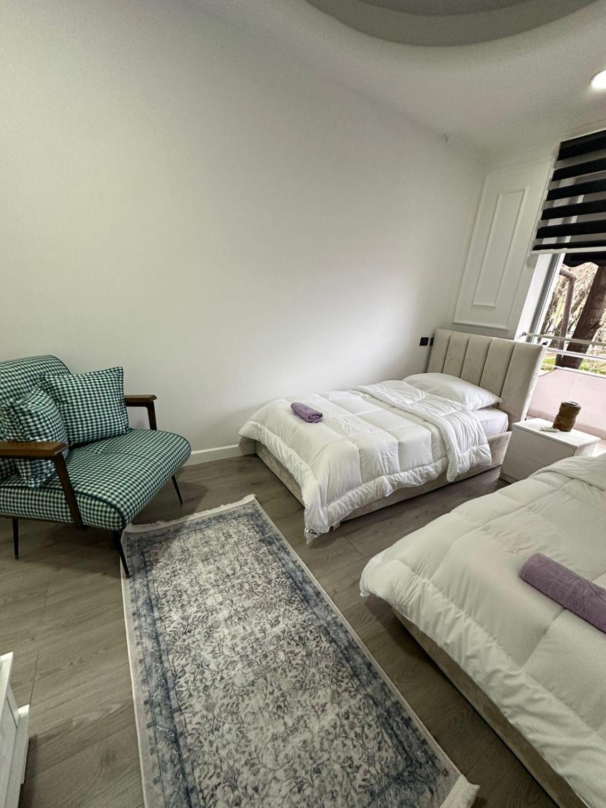 Park View Central Apartment Tiranë Ngoại thất bức ảnh
