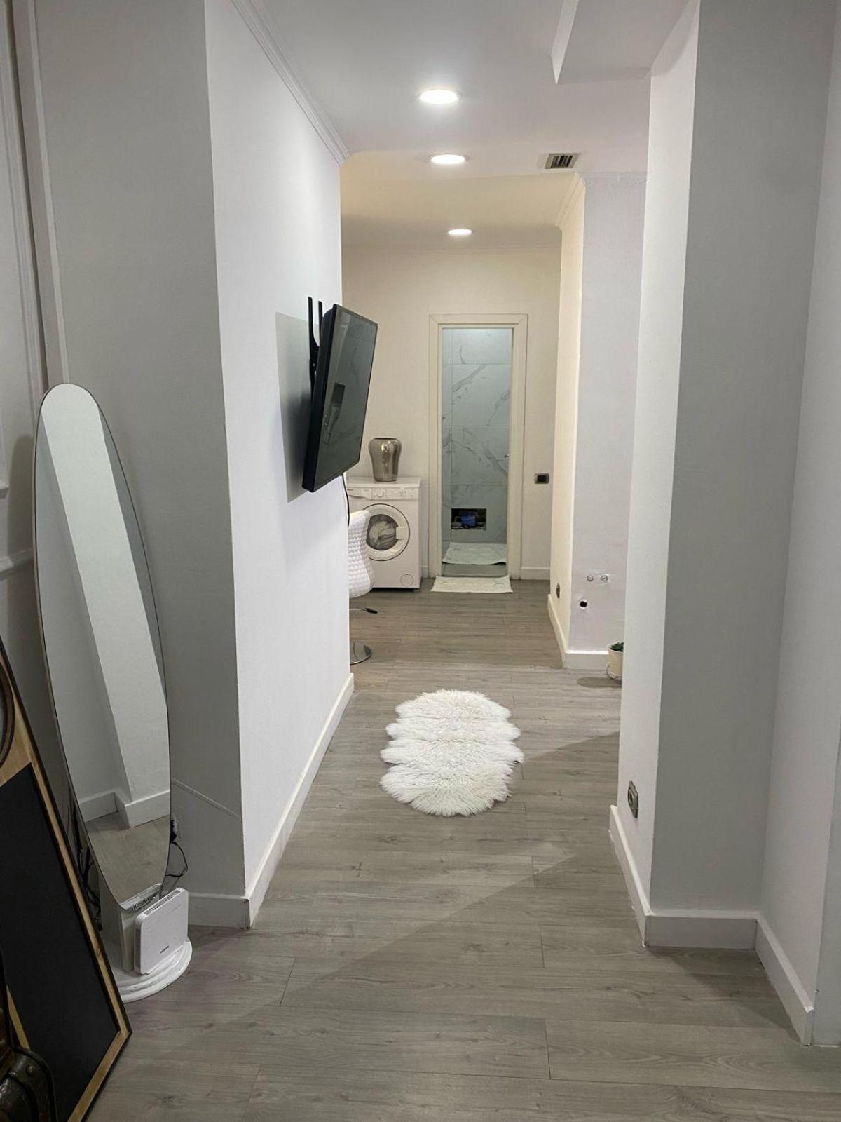 Park View Central Apartment Tiranë Ngoại thất bức ảnh